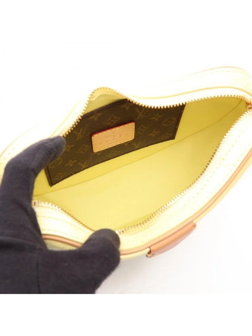 Louis Vuitton Handbag Croissant PM Monogram Vernis 2-Way Patent Yellow Leather